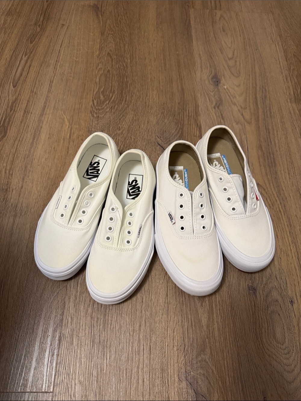 2 pairs of Vans authentics